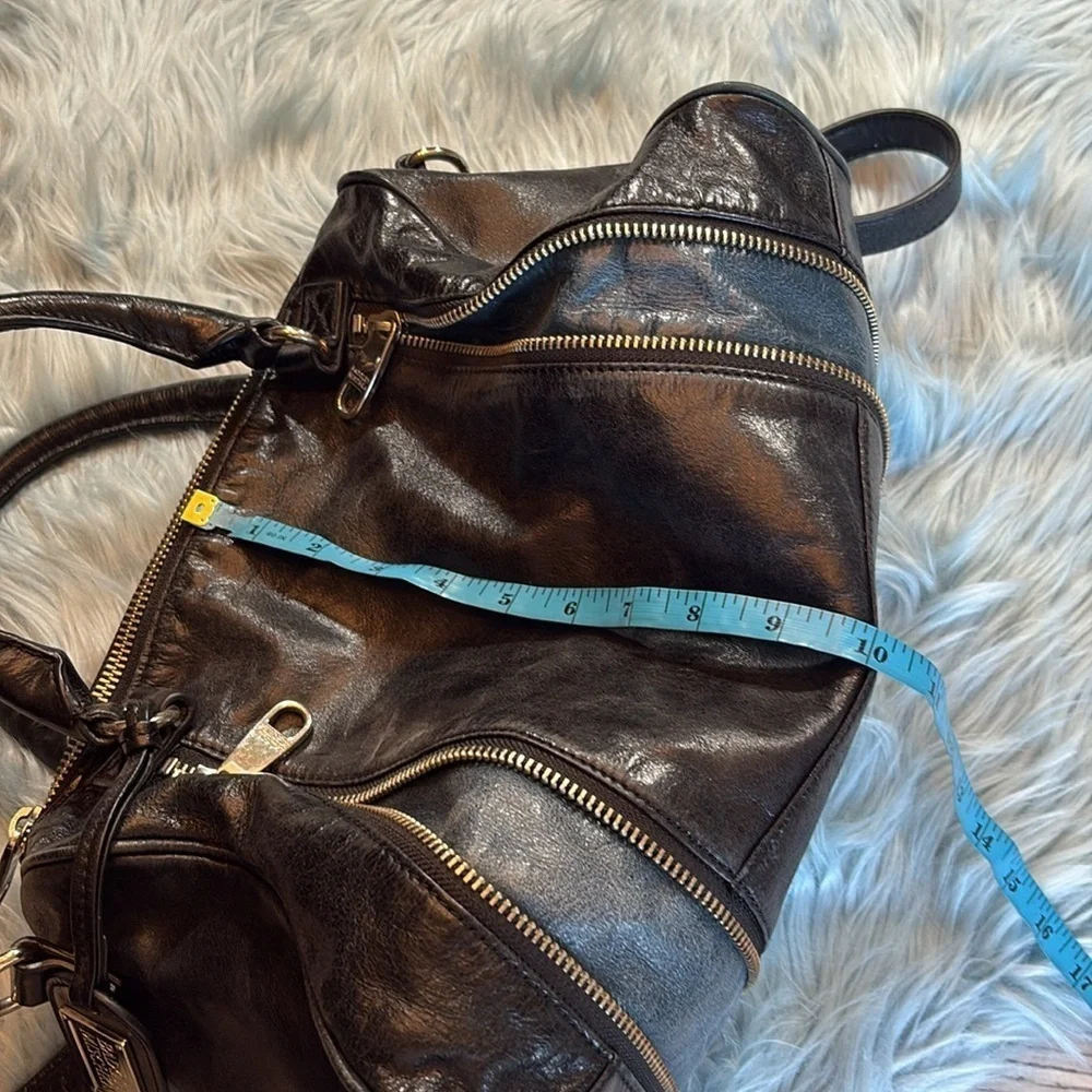 Badgley Mischka Dual Zip Blue Leather Bag